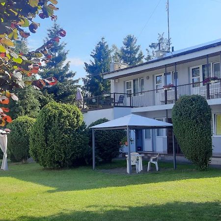 Hotel Dom Wczasowy Lodzianka Mrzeżyno Exteriér fotografie